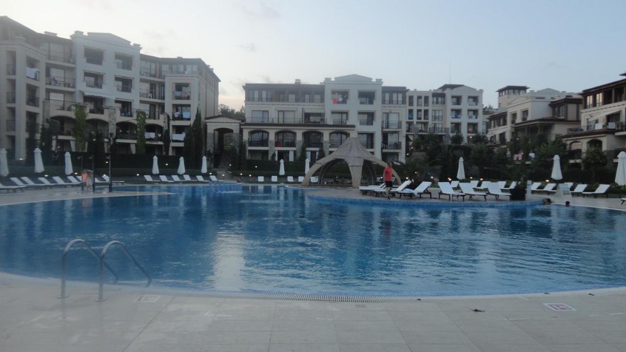Apartment In Green Beach Resort Kavatsi Sozopol Extérieur photo