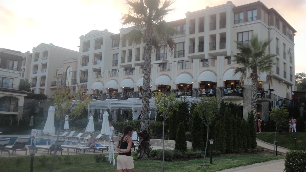 Apartment In Green Beach Resort Kavatsi Sozopol Extérieur photo